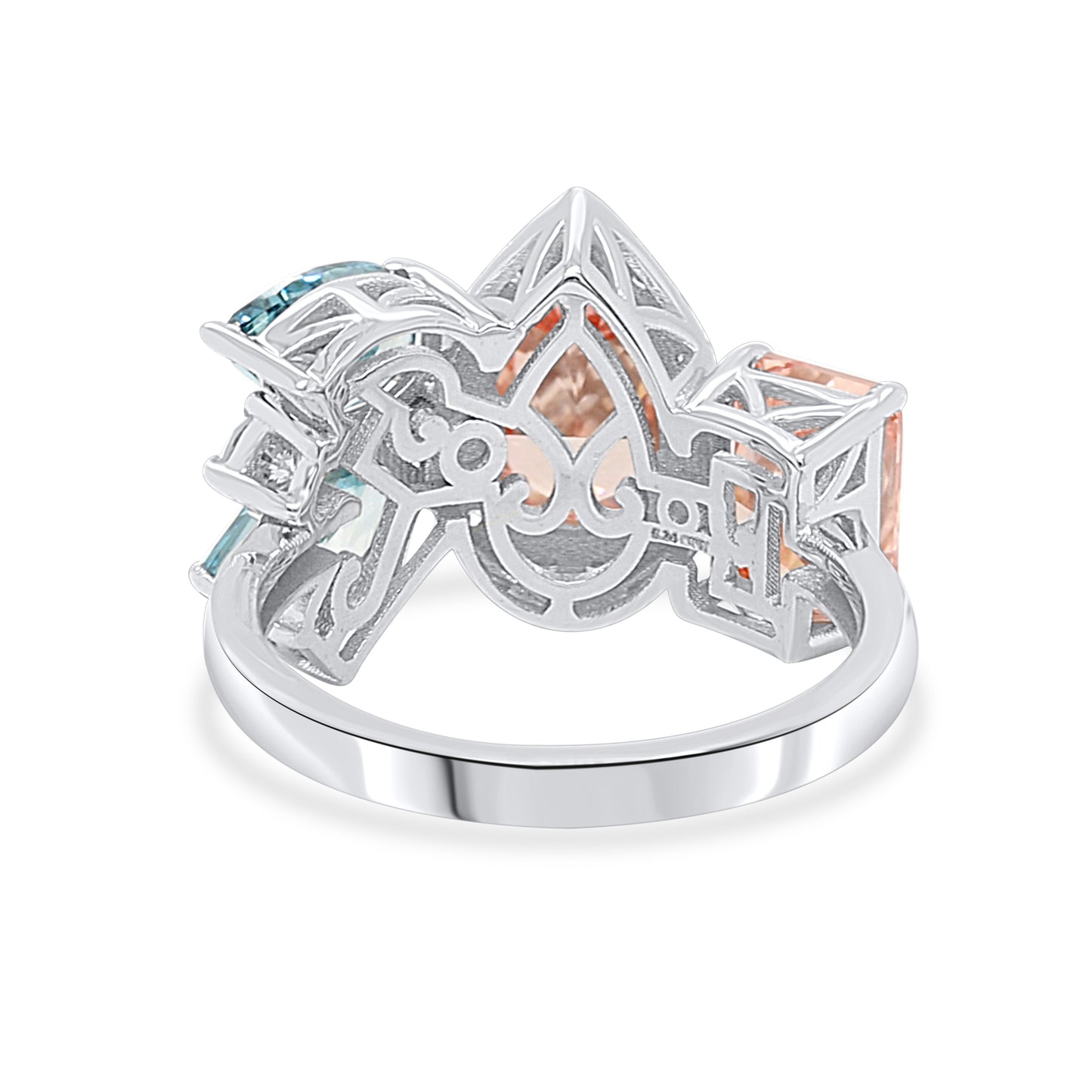 ATHENA: Pink & Blue Diamond 5.66 ctw 14Kt ring