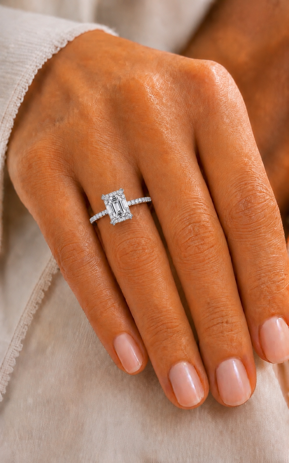 NEW: 2.76 ctw Hiddden Halo Emerald Cut diamond ring 14K