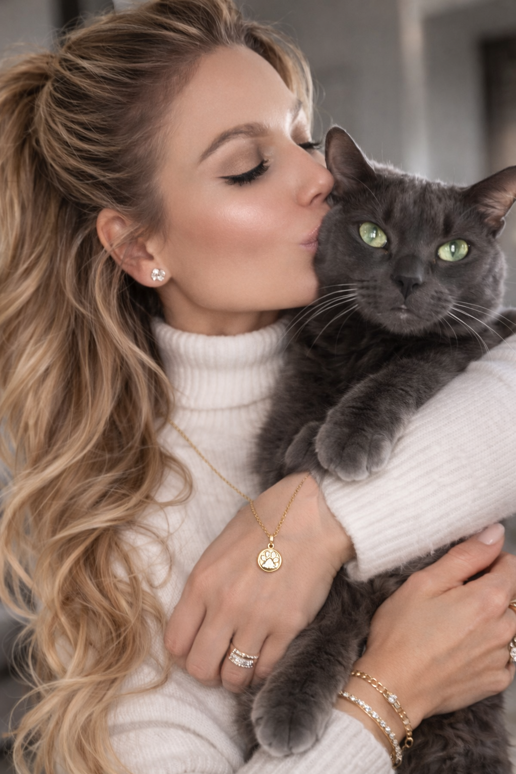 🐾 The "Unconditional" - Special Edition Pendant